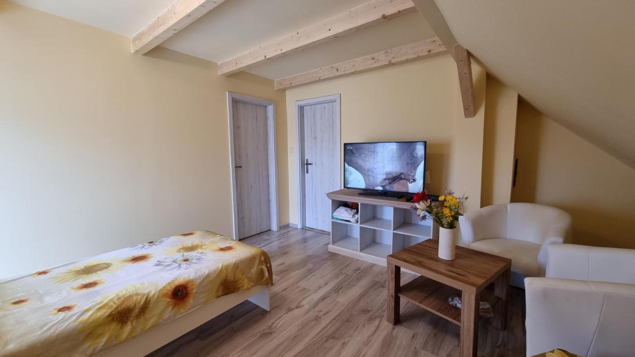 Apartmany Sebastian ปรีบิลีนา ภายนอก รูปภาพ